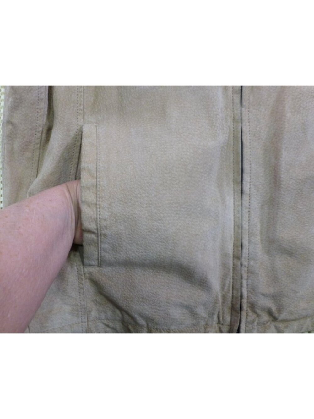 VTG Wilsons Leather Womens Tan Suede Jacket M Genuine Leather Full Zip Classic S - Picture 8 of 16